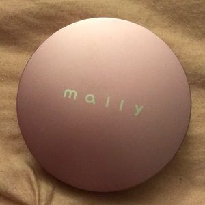 Mally Poreless Perfection Foundation